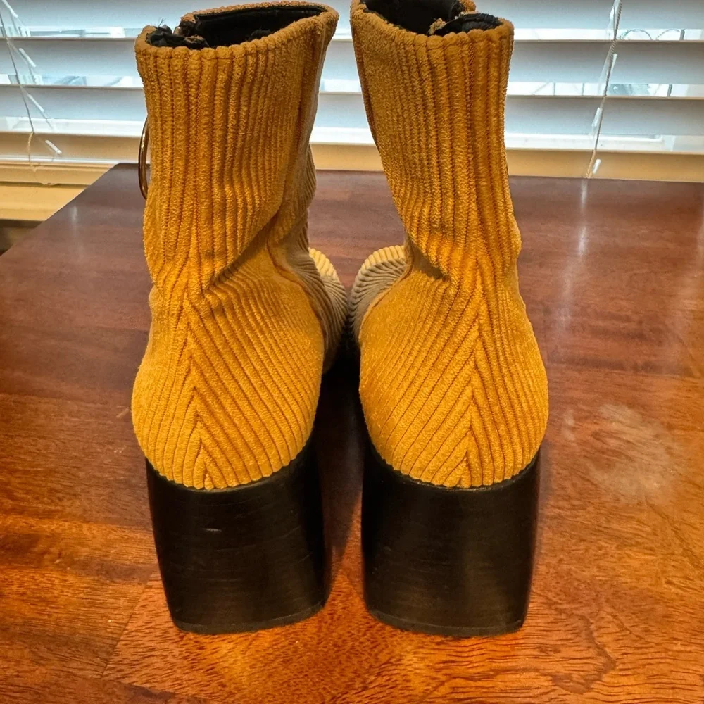 Free People Ariel Ankle Boots Corduroy Size 36EU (5.5US)